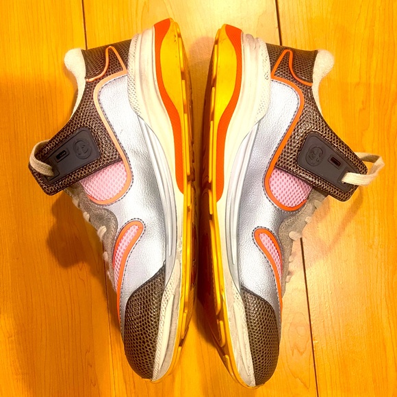 GUCCI ULTRAPACE LEATHER TRAINERS - Picture 2 of 6